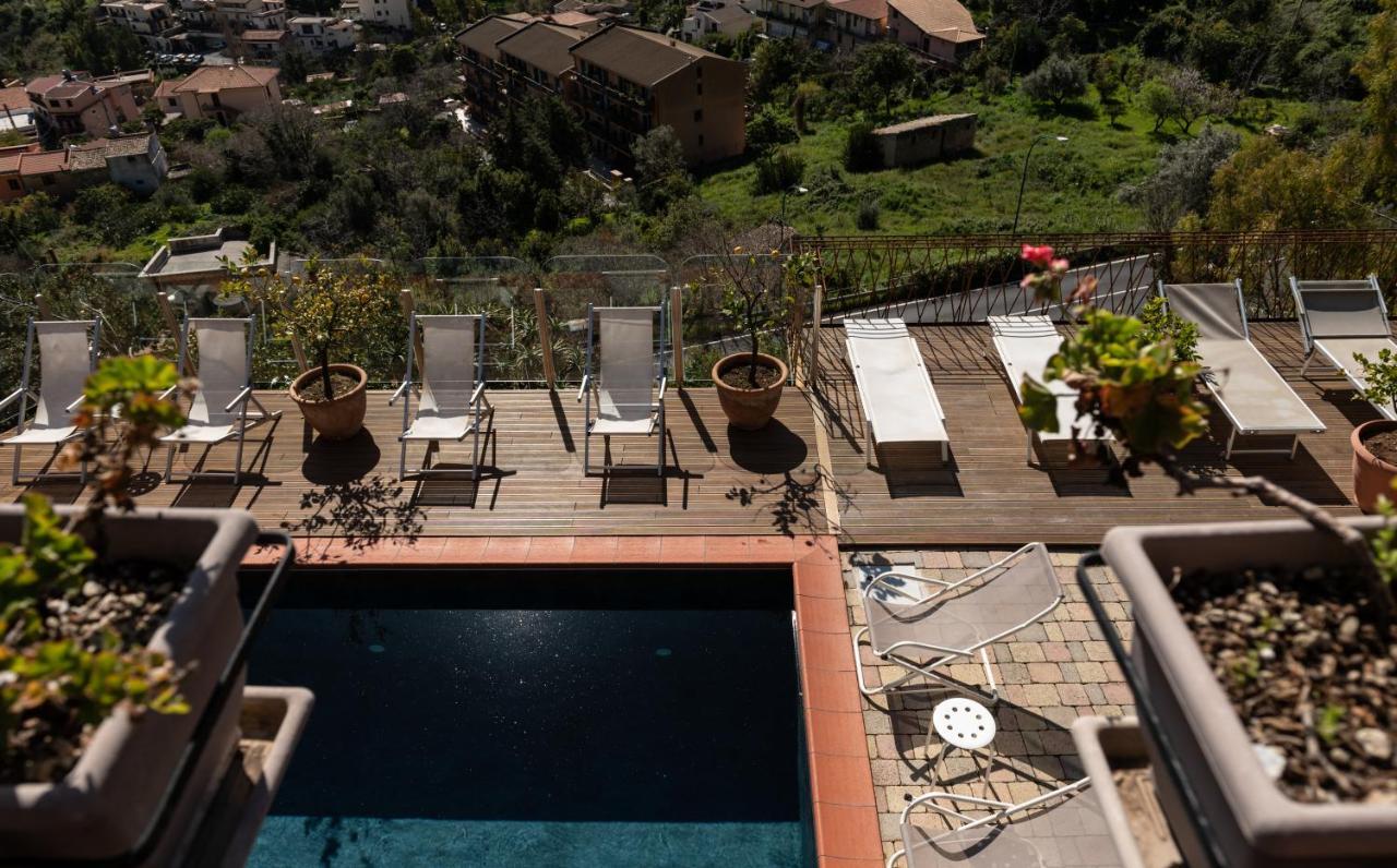 Bnb Casa Rossa モンレアーレ エクステリア 写真
