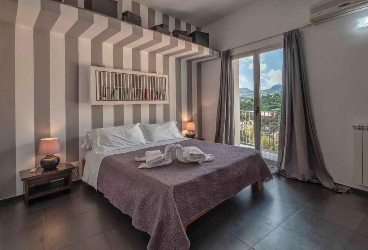 Bnb Casa Rossa モンレアーレ エクステリア 写真