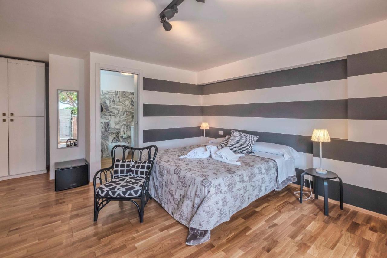 Bnb Casa Rossa モンレアーレ エクステリア 写真