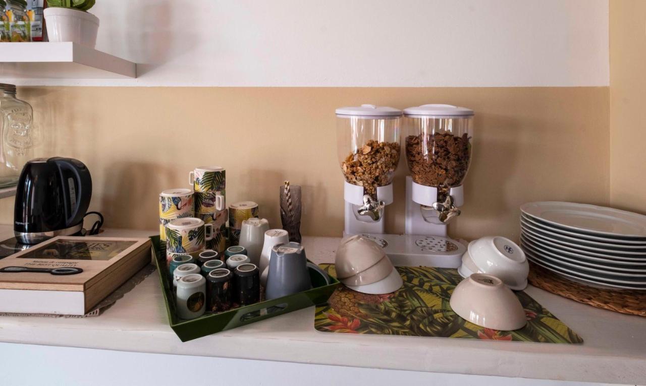 Bnb Casa Rossa モンレアーレ エクステリア 写真