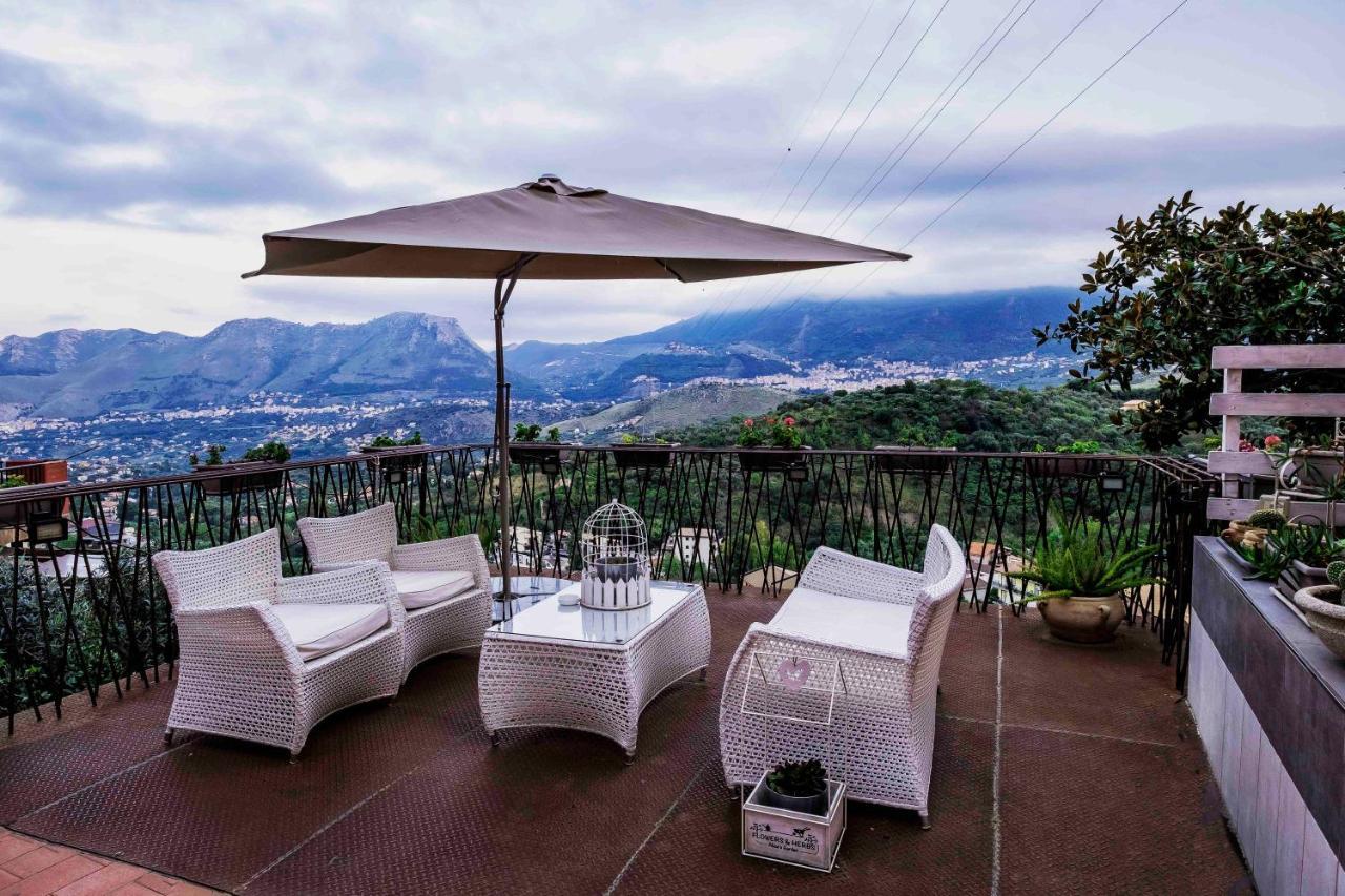 Bnb Casa Rossa モンレアーレ エクステリア 写真